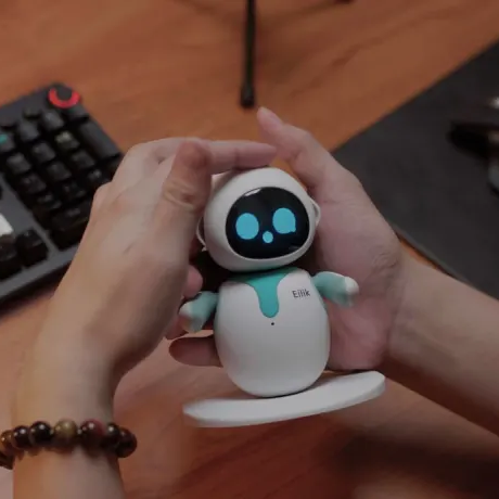 Eilik Bleu – Mini-Robot Compagnon Émotionnel | Mon Compagnon IA